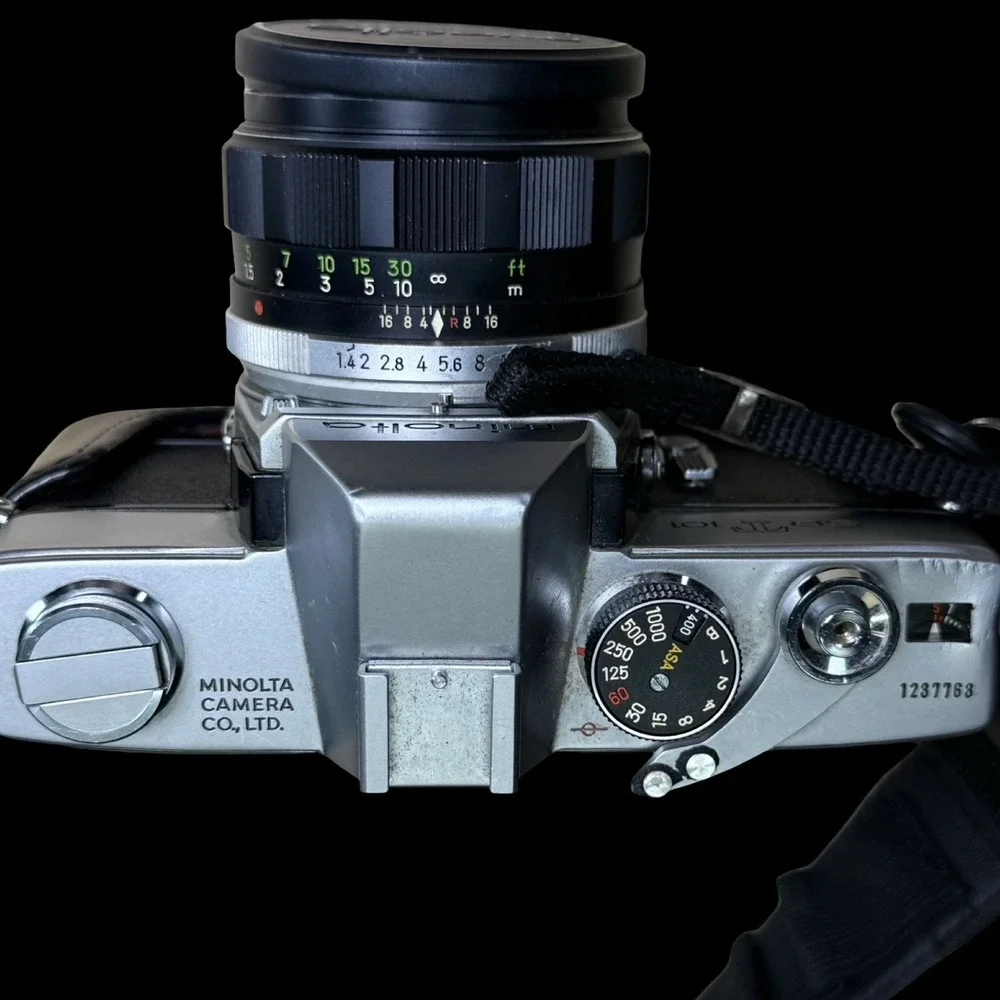 Minolta‎ SRT101 SRT 101 35mm Film SLR Camera with 58MM lens and Case